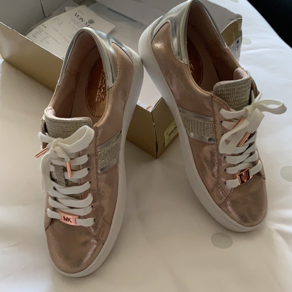 Michael Kors Keaton Stripe Rose/Silver (7) - Picture 3 of 7